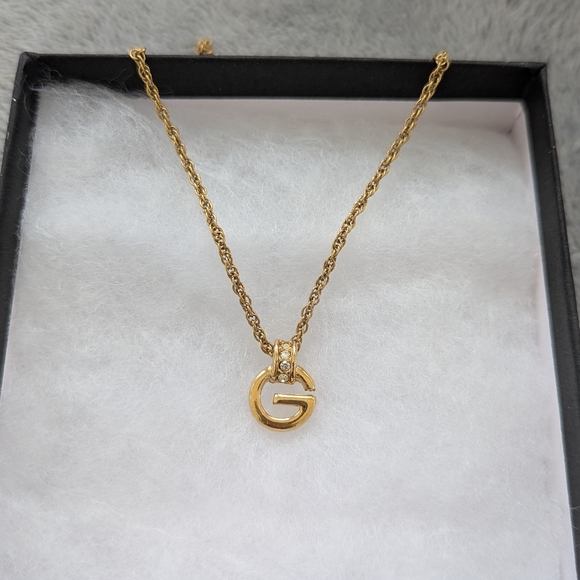 Givenchy "G" necklace with rhinestones - Picture 11 of 12